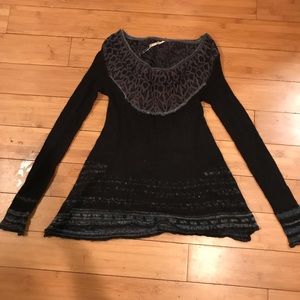 Long sleeve sweater top